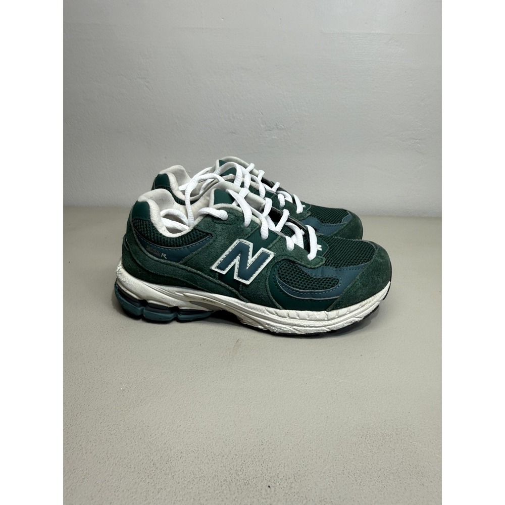 New Balance 2002R Sneakers Kids Size 1 Marsh Green Suede